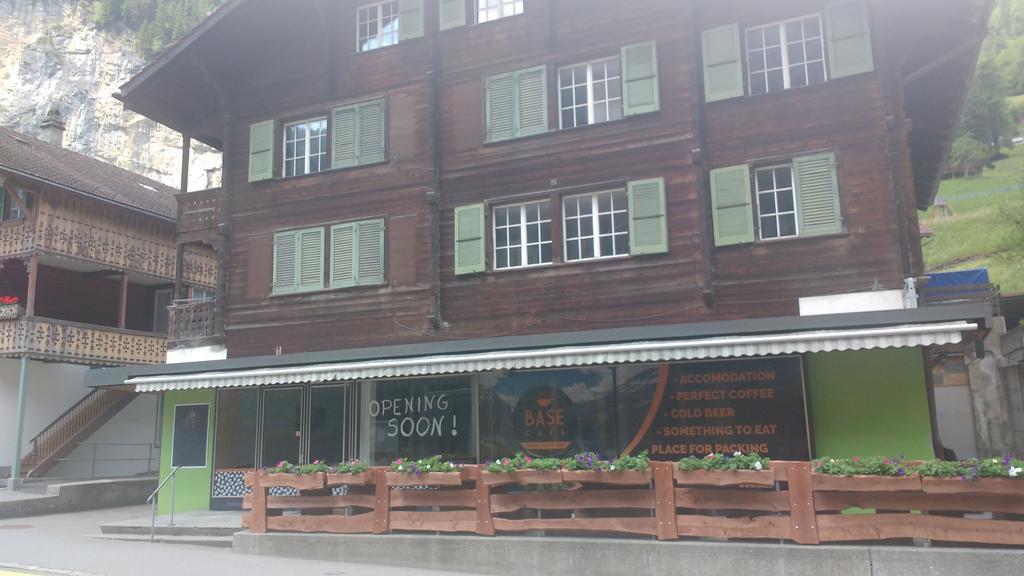 Base Cafe Daire Lauterbrunnen Dış mekan fotoğraf
