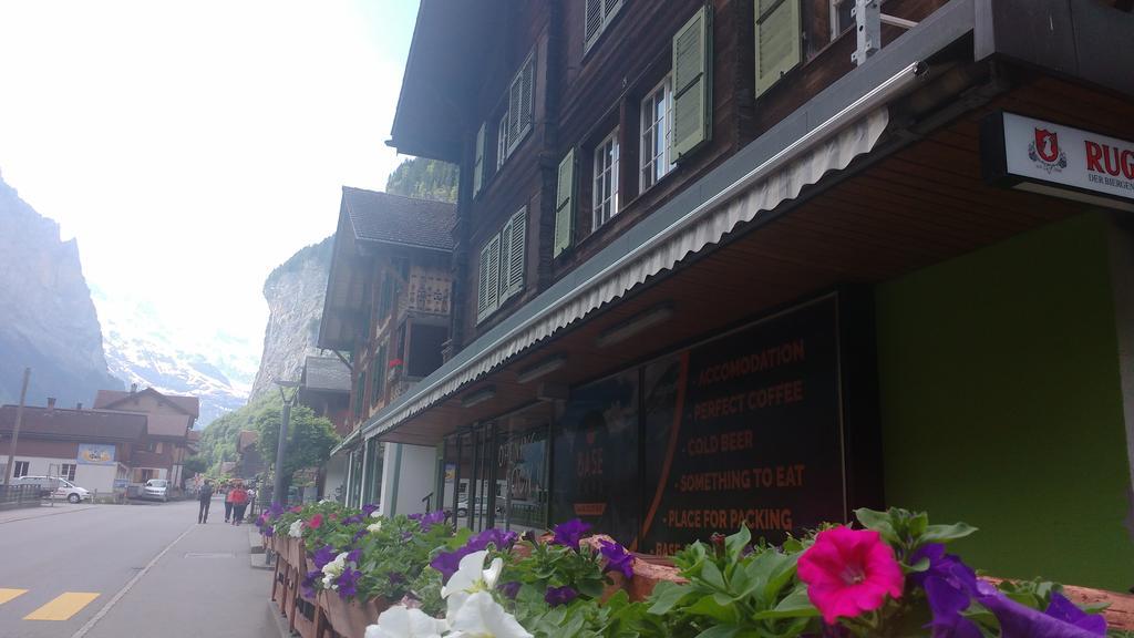 Base Cafe Daire Lauterbrunnen Dış mekan fotoğraf