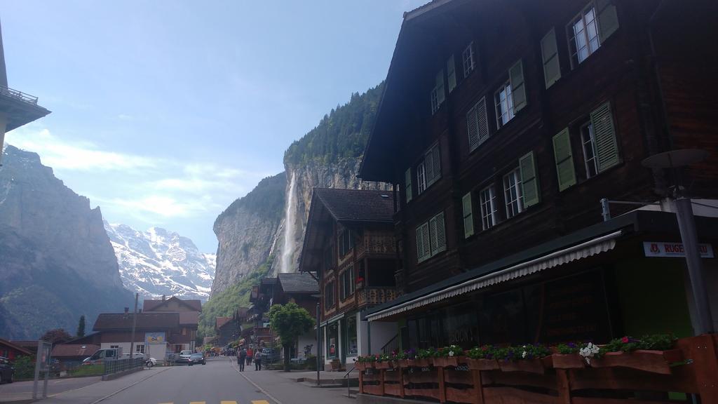 Base Cafe Daire Lauterbrunnen Dış mekan fotoğraf