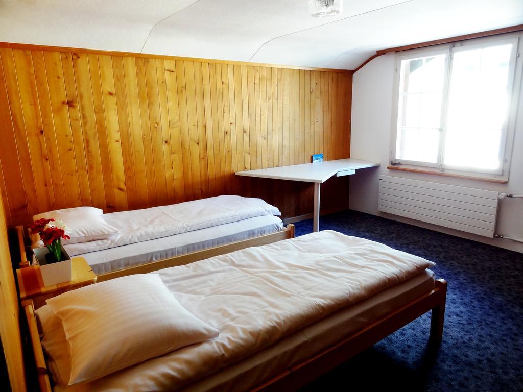Base Cafe Daire Lauterbrunnen Dış mekan fotoğraf