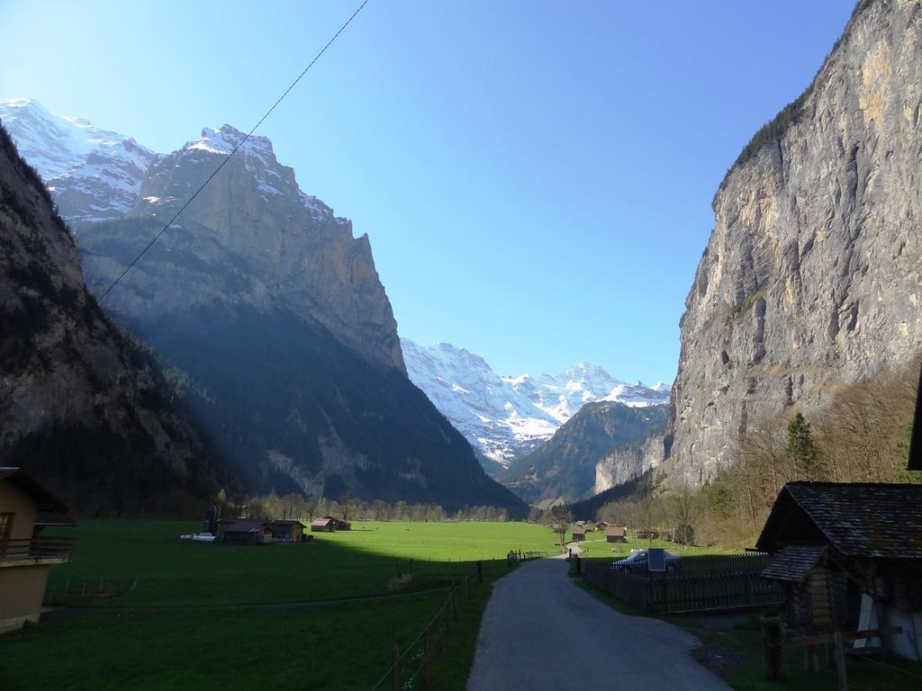 Base Cafe Daire Lauterbrunnen Dış mekan fotoğraf